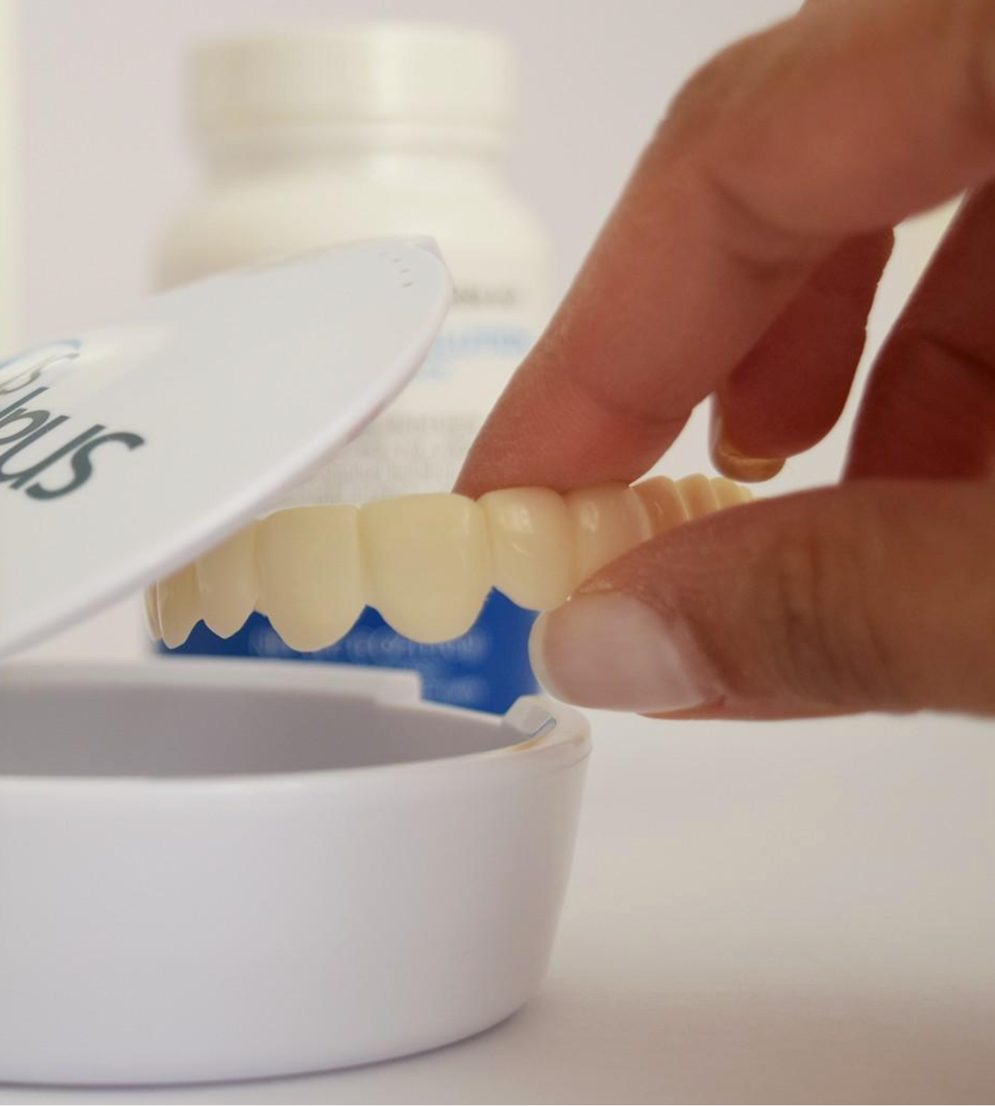 SONRISA PERFECTA - CARILLAS DENTALES INFERIORES Y SUPERIORES